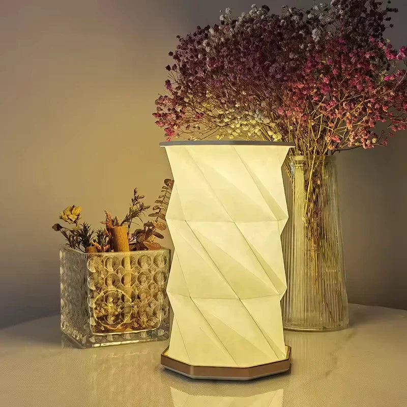 Compact Sculpted Table Lamp - Auravelle