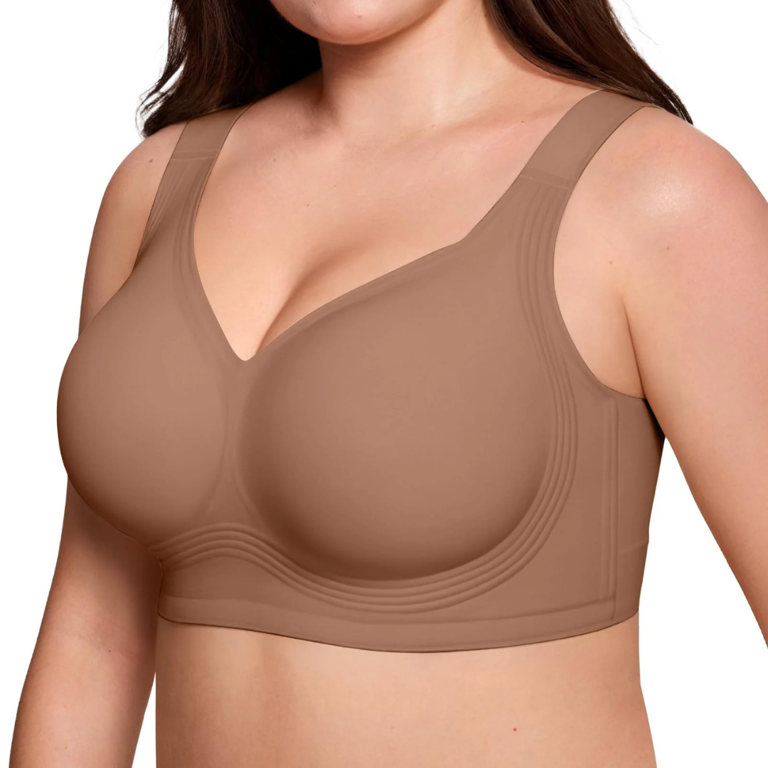 Soutien-gorge marron chocolat vu de trois quarts, porté par une mannequin 7