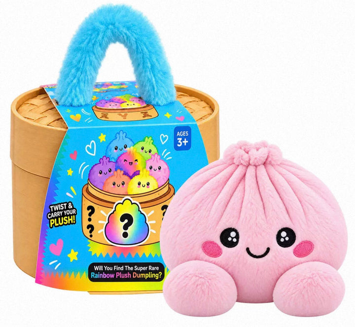 Peluche ravioli rose tendre devant la boîte panier vapeur aux motifs colorés et anse bleue 4