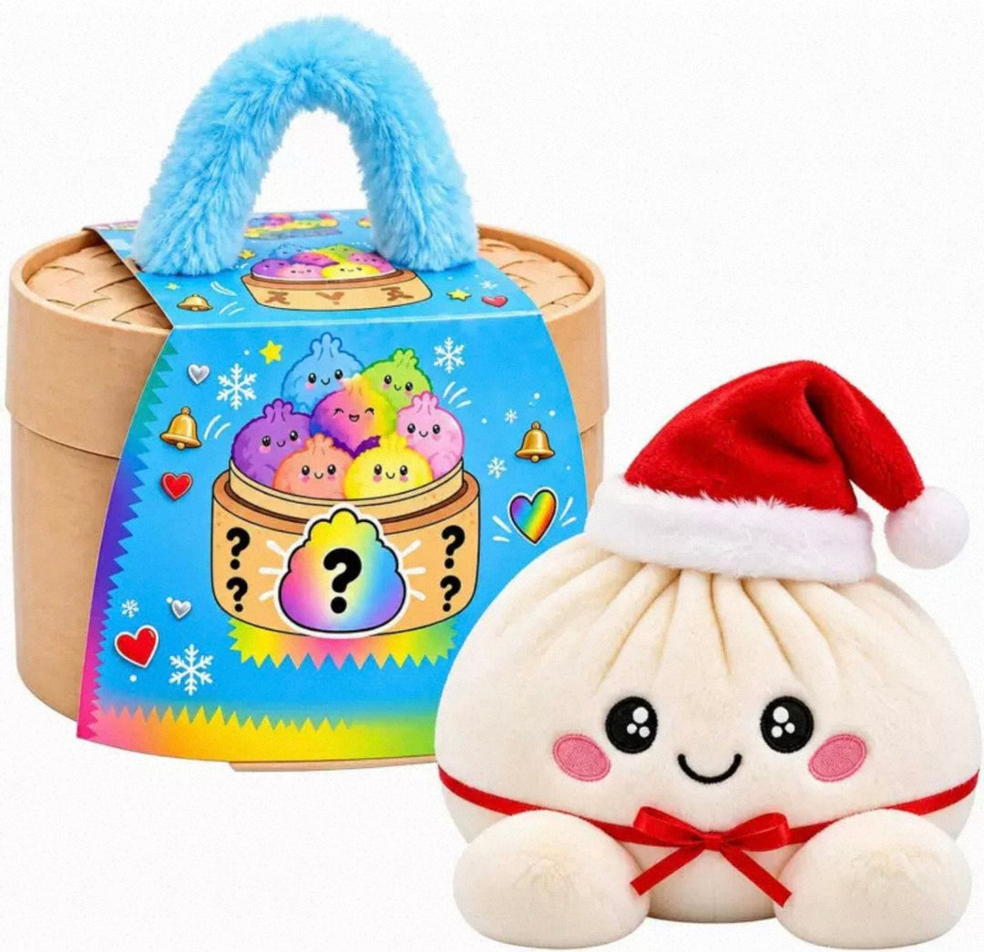 Peluche ravioli crème coiffée d'un bonnet de Père Noël, nœud rouge, devant la boîte kraft 12
