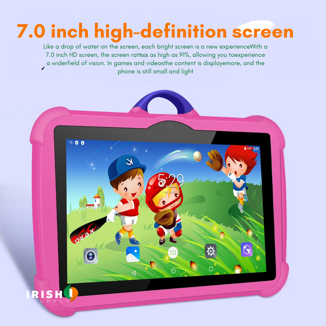 Tablette rose inclinée, écran d'accueil avec des enfants jouant au baseball, mettant en avant l'écran 7 pouces 7