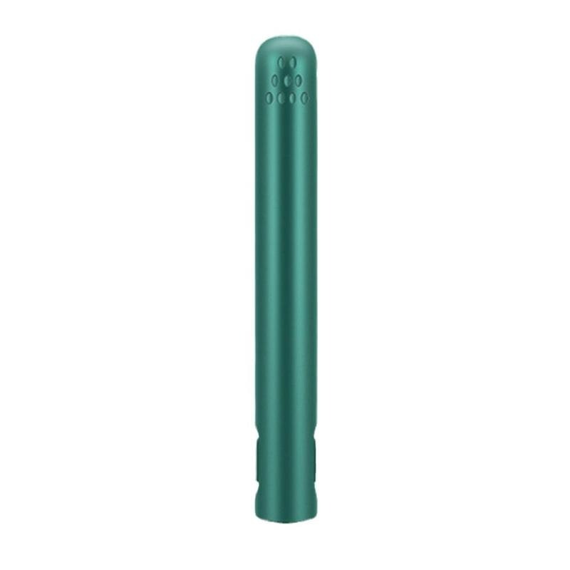 Lisseur vert foncé fermé, vu de face sur fond blanc, avec ses petites perforations en haut. 8