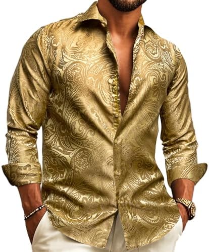 Chemise jacquard dorée brillante à motif cachemire tonal, portée col ouvert avec un pantalon clair. 8