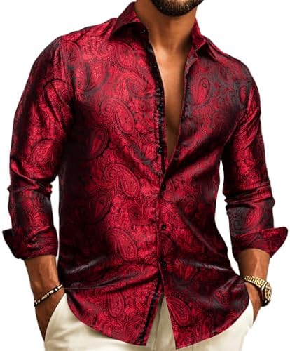 Chemise jacquard rouge bordeaux à motif cachemire noir, portée par un modèle avec bracelet et montre. 9