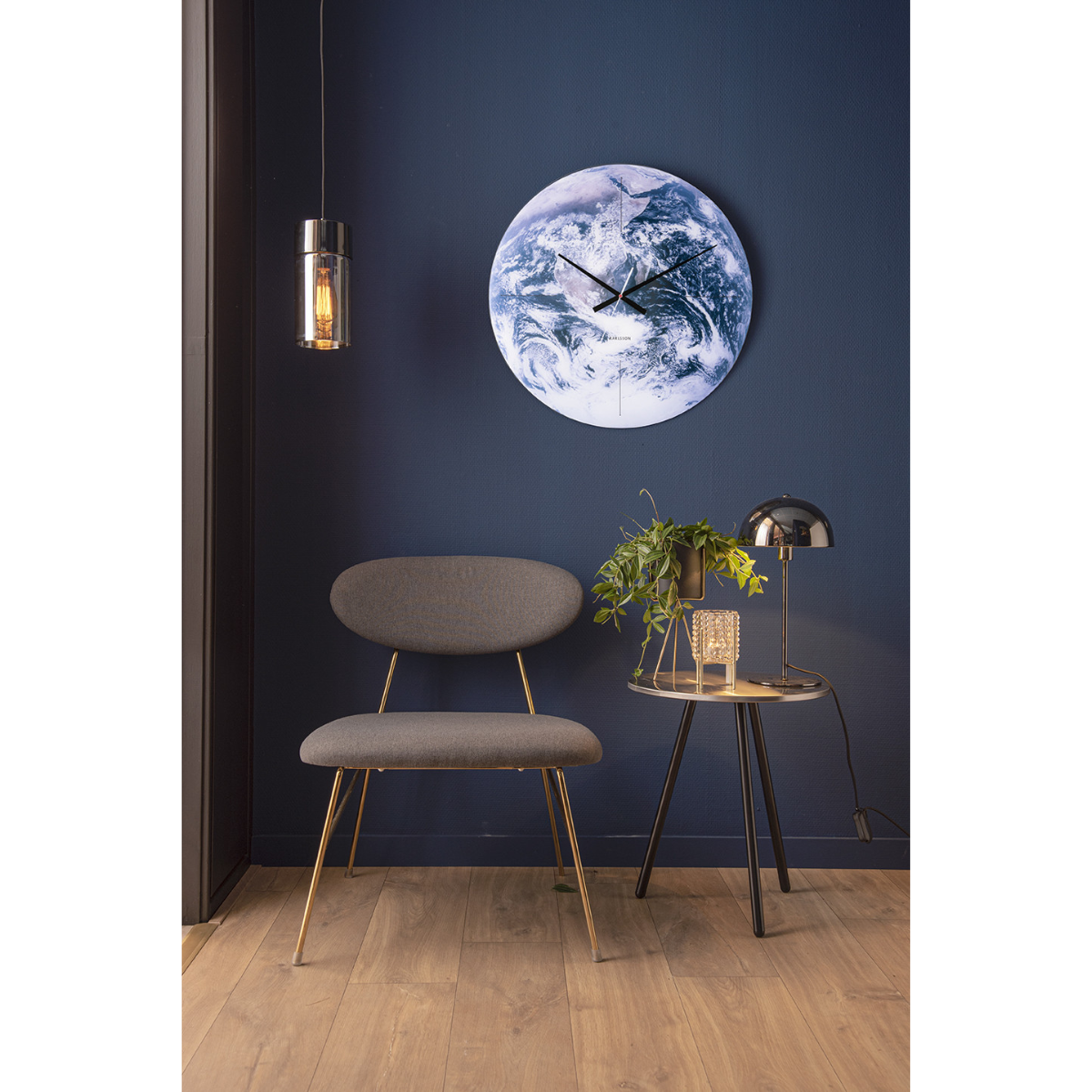 Karlsson I Wall Clock Earth