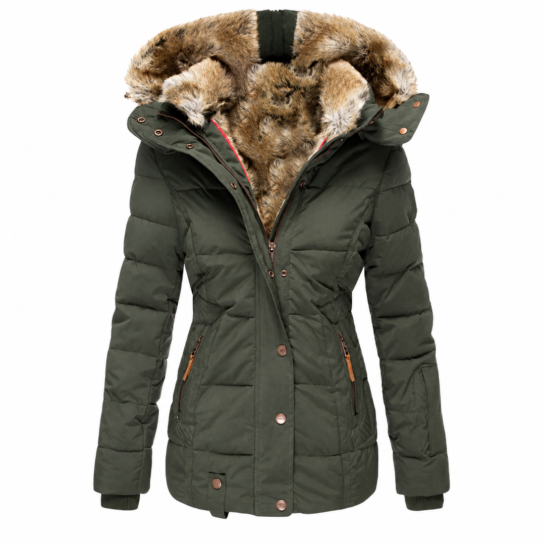 Parka matelassée vert kaki sur fond blanc, capuche bordée de fausse fourrure et boutons-pression 4