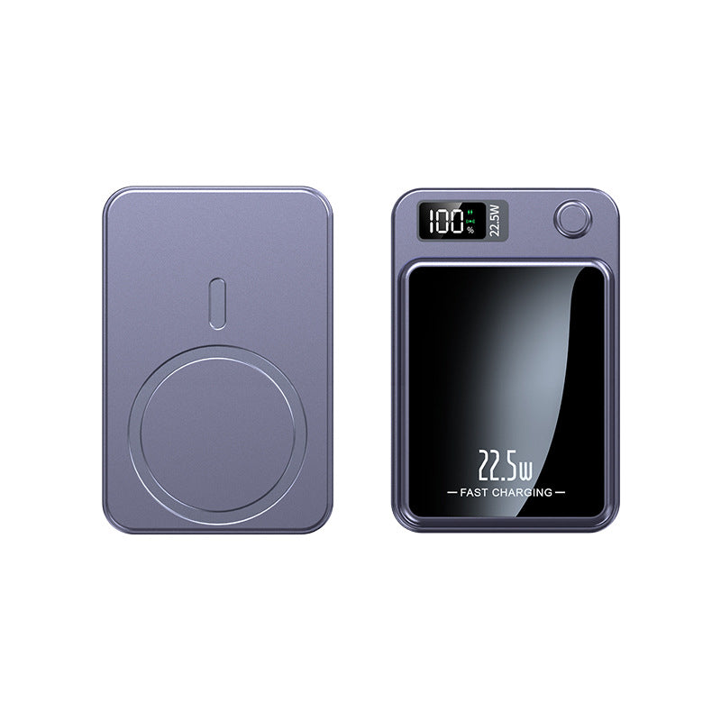 Chargeur portable gris-violet, vu de dos avec l'anneau magnétique et de face avec son écran miroir et l'afficheur. 3
