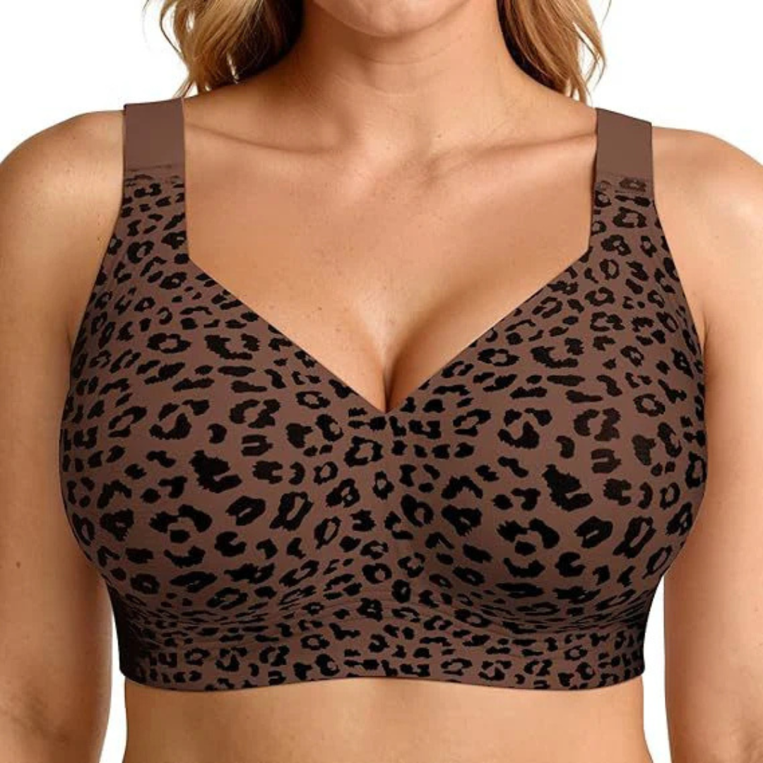 Soutien-gorge marron à imprimé léopard noir, porté de face par une mannequin 10