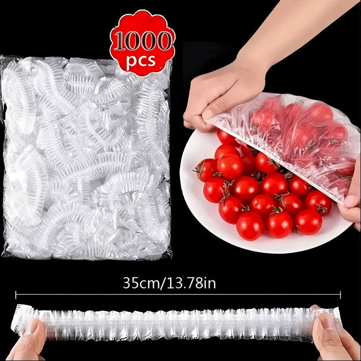 Sachet de couvercles transparents, main tendant un couvercle sur une assiette de tomates cerises et couvercle étiré mesurant 35 cm. 4