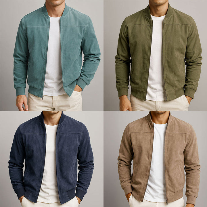 Montage de quatre photos présentant le blouson en daim dans ses coloris vert bleuté, kaki, bleu marine et beige. 6