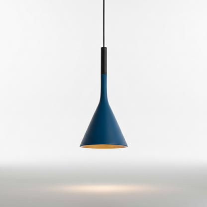 Dreieckige Metall Hängeleuchte - Triluxen