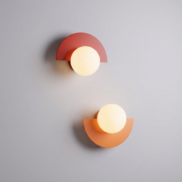 Halfronde Wandlamp - Haloform