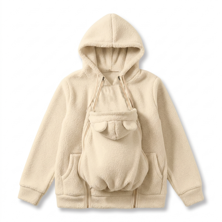 Sweat à capuche écru en sherpa à plat, avec panneau porte-bébé à oreilles d'ourson et fermetures éclair. 11
