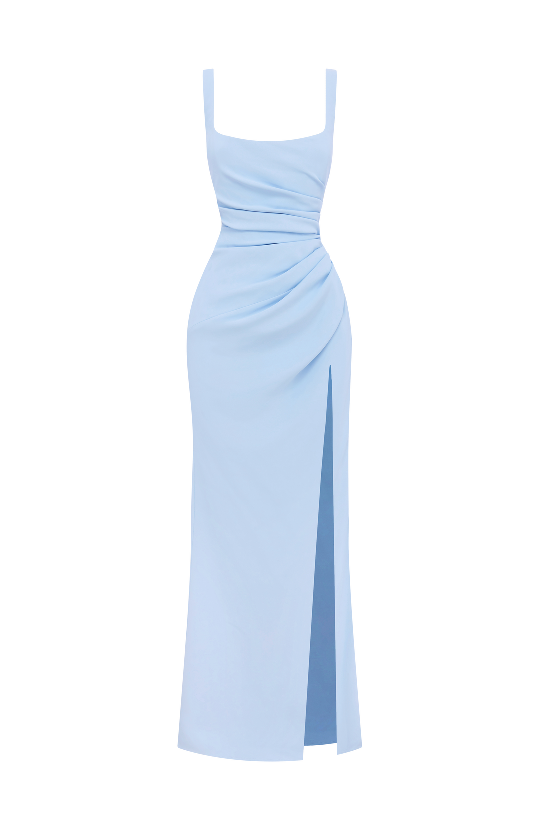 Robe bleu ciel présentée à plat sur fond blanc, vue de face, avec drapé à la taille et fente latérale doublée. 29