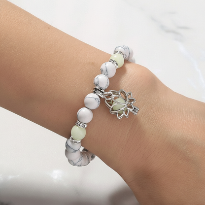 Leuchtendes Perlenarmband - GlowLotus