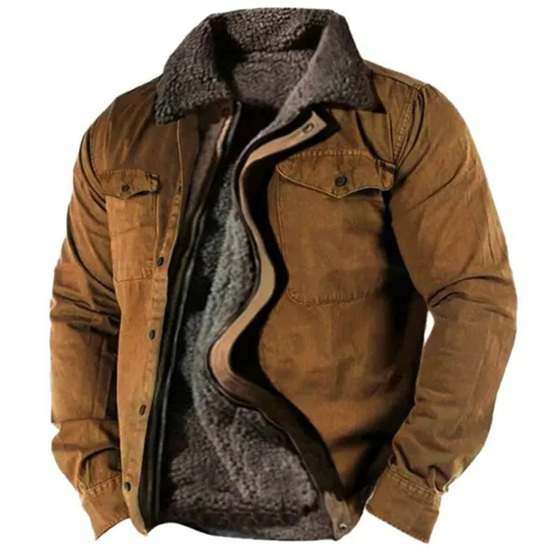 Veste marron entrouverte sur fond blanc, col et doublure en fausse laine bouclée, deux poches à rabat 1