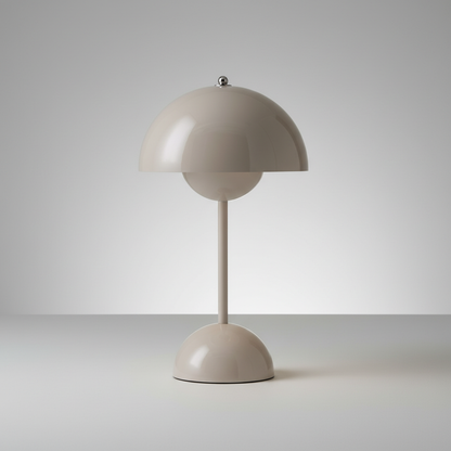 Minimalistische Tischlampe Metall - GlowLuxe