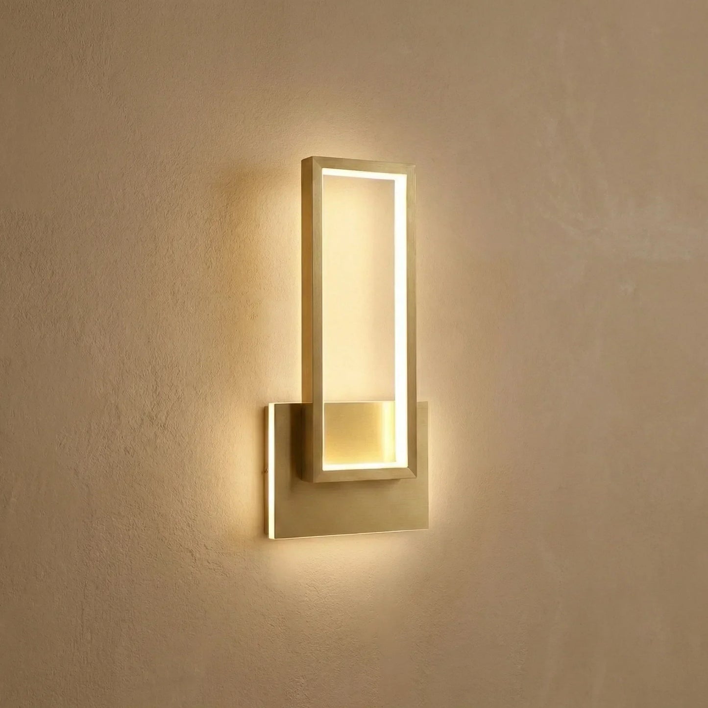 Modern Rectangular Wall Lamp - Brillane