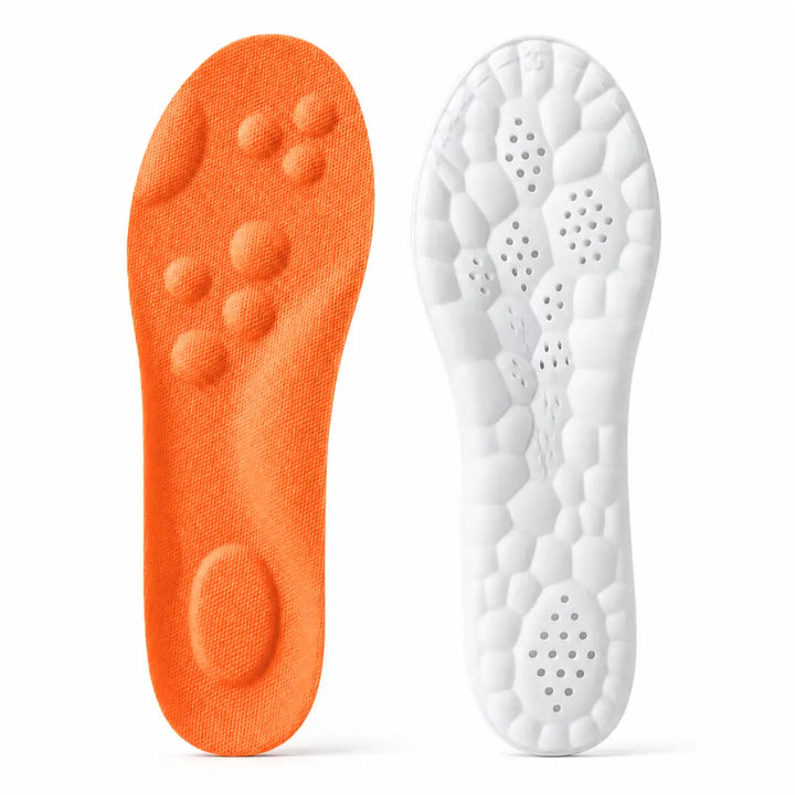 Paire de semelles orange vue de dessus et de dessous, avec reliefs ronds et semelle blanche alvéolée perforée. 6