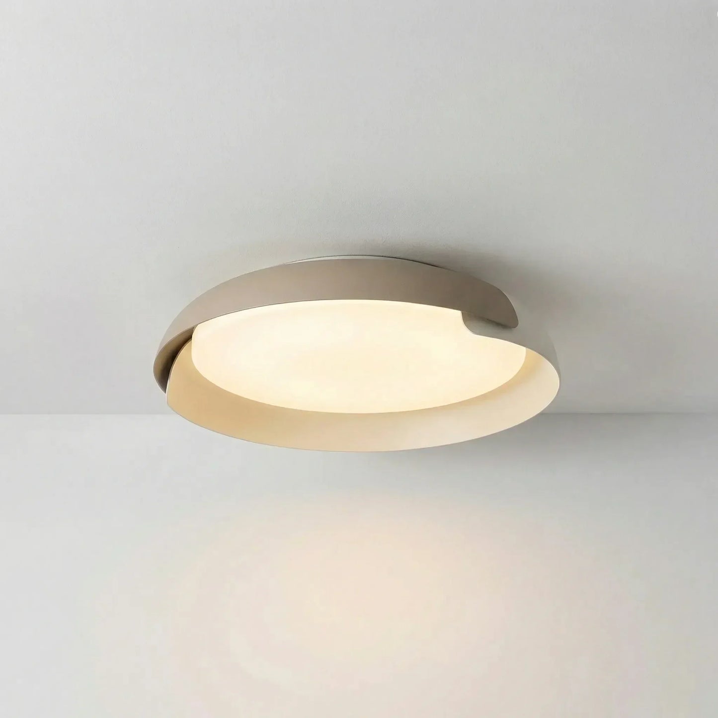 Round Flush Mount Ceiling Light - Sernova