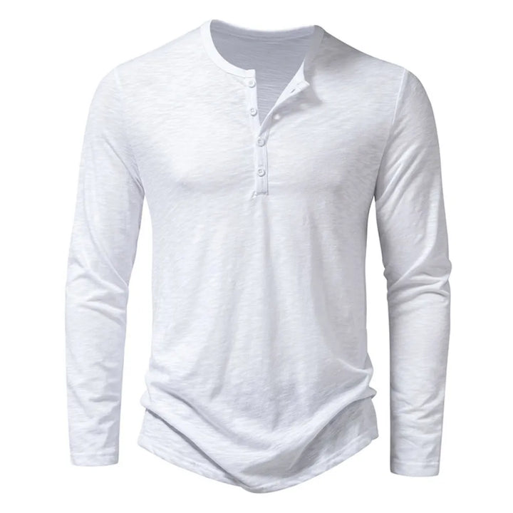 Vue de face du henley blanc à manches longues, col rond et patte de boutonnage à quatre boutons 9