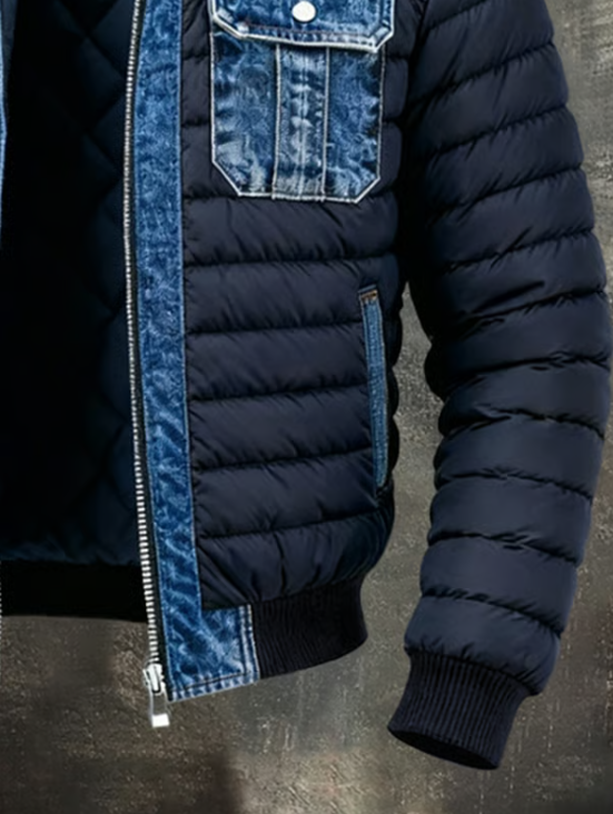 Détail du bas de la veste: manche matelassée, poignet côtelé, poche zippée et bas du zip 3