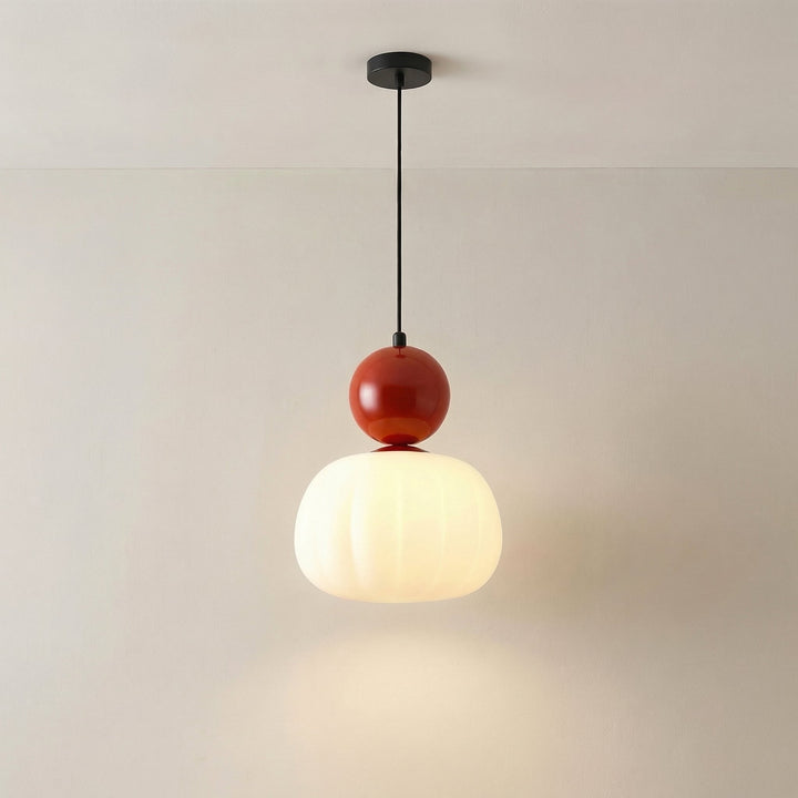 Suspension à une tête allumée, boule rouge brillante et globe cannelé blanc, avec rosace noire 7