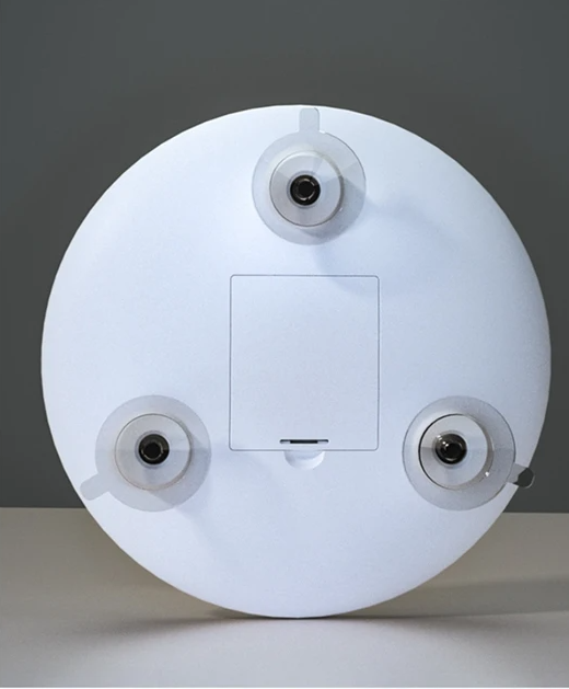 Dos blanc du miroir avec ses trois ventouses transparentes et le compartiment à piles 3