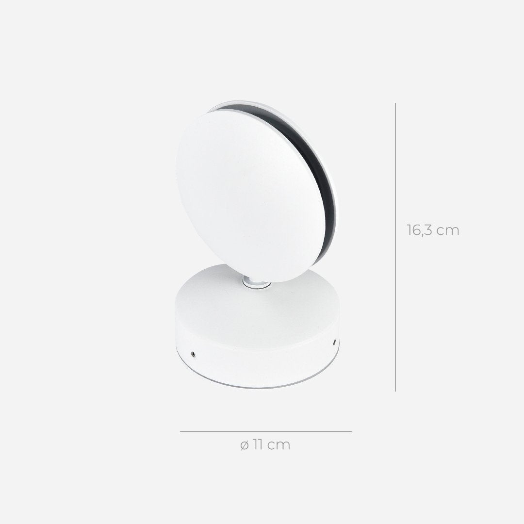 Applique blanche sur fond clair avec cotes indiquées : hauteur de 16,3 cm et diamètre de 11 cm. 9