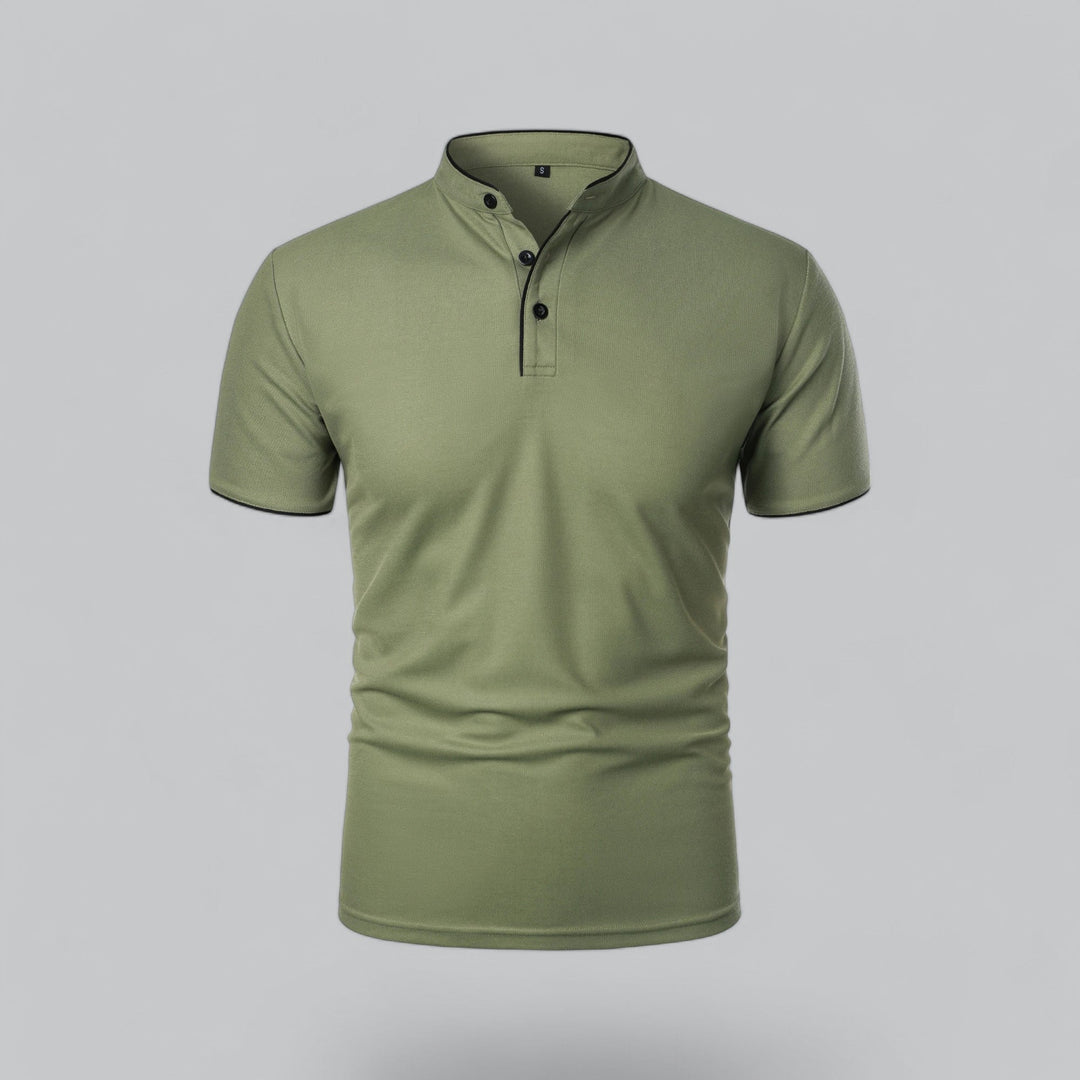Polo col montant vert kaki de face, boutons noirs et liseré noir 8