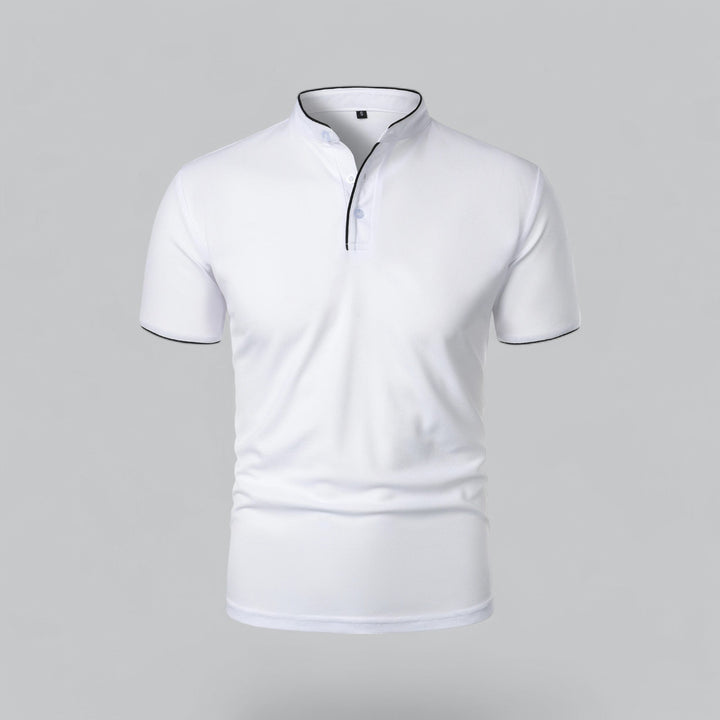 Polo col montant blanc de face, boutons blancs et liseré noir sur le col 6