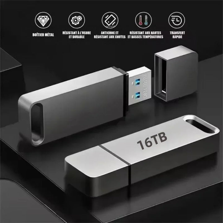 Clé USB ouverte avec son capuchon à côté d'une clé fermée, sur fond sombre avec pictogrammes de caractéristiques 5