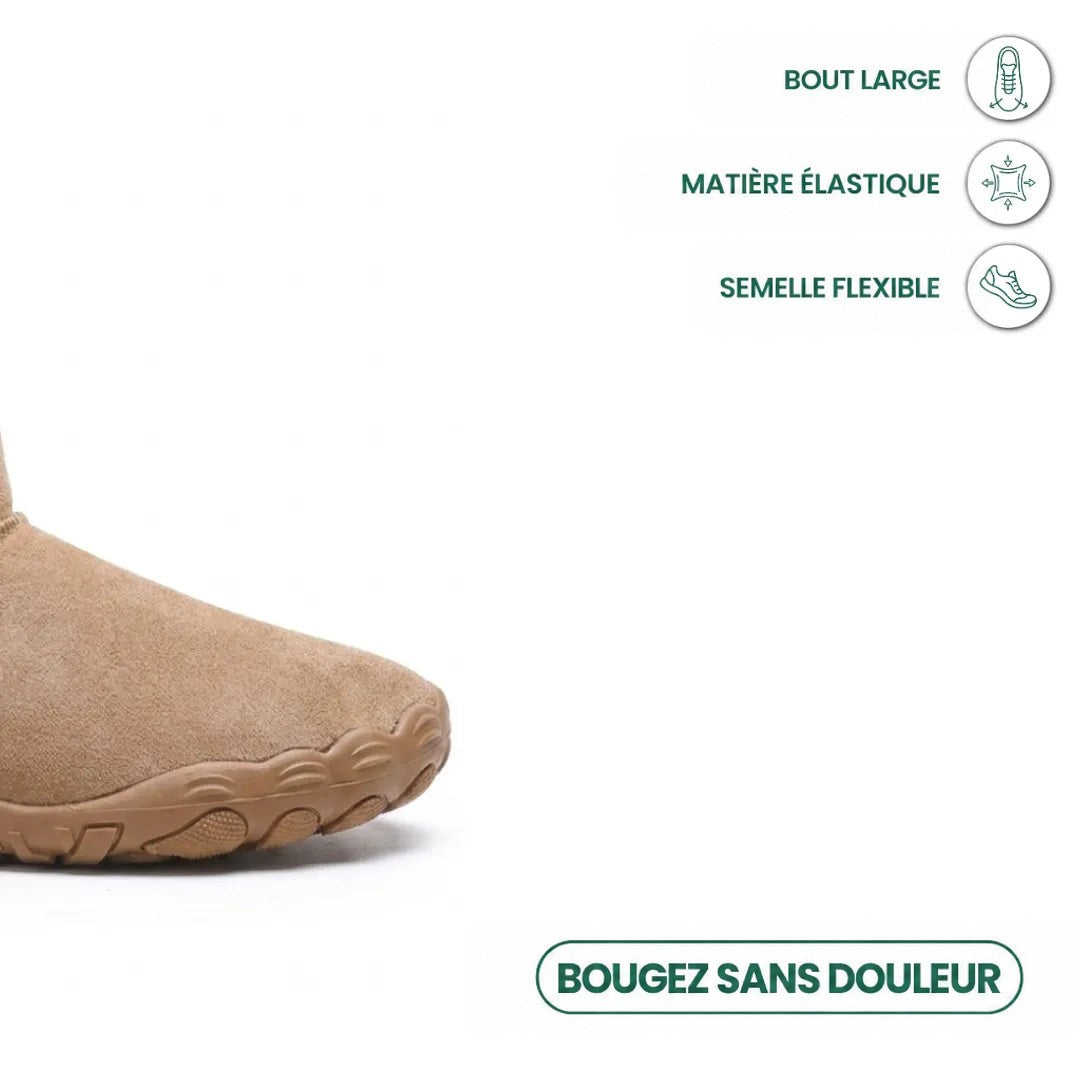 Bout large de la botte beige en daim, avec pictos sur la souplesse de la semelle 23