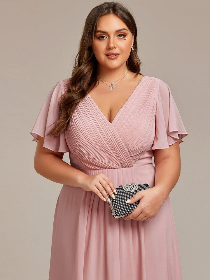 Robe de invitée de mariage en mousseline avec col en V et manches courtes 131