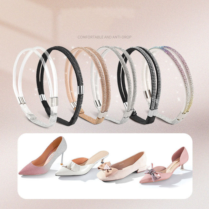 Six sangles de coloris différents, du transparent au dégradé multicolore, au-dessus de quatre modèles de chaussures roses et blanches. 10