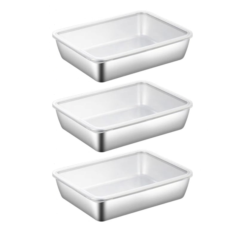Trois plats rectangulaires bas en acier inoxydable, chacun fermé par un couvercle transparent en plastique, alignés en colonne. 25