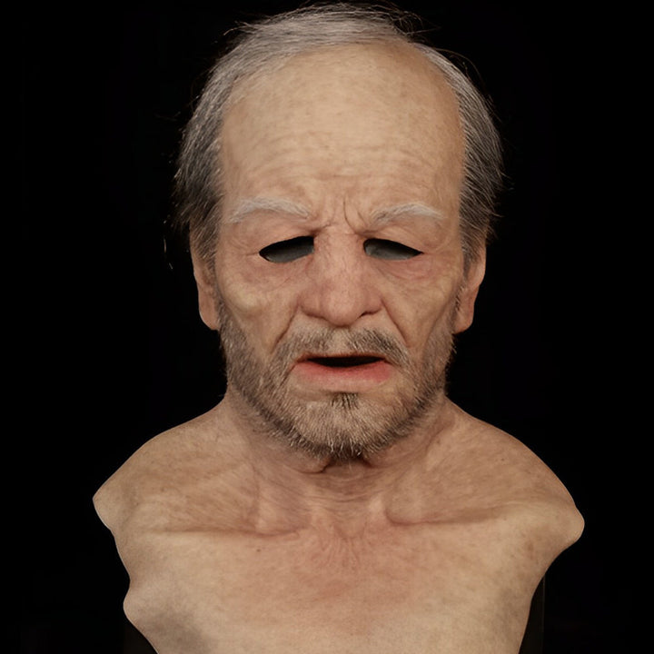 Masque de vieil homme vu de face sur fond noir, avec barbe de plusieurs jours, rides marquées et buste moulé. 3