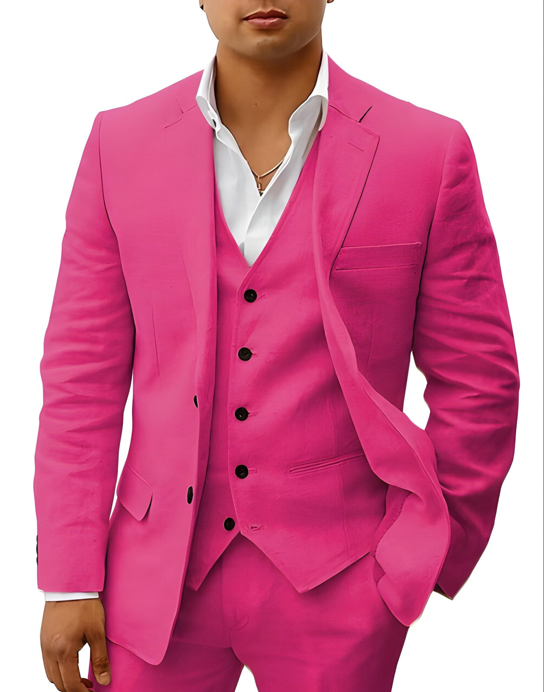 Même costume en rose fuchsia vif, porté par un homme, veste ouverte, gilet à boutons noirs et pantalon assorti. 12