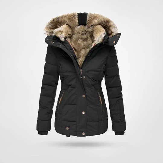 Veste matelassée noire à capuche doublée de fausse fourrure beige, fermée par zip et boutons-pression, vue de face. 1